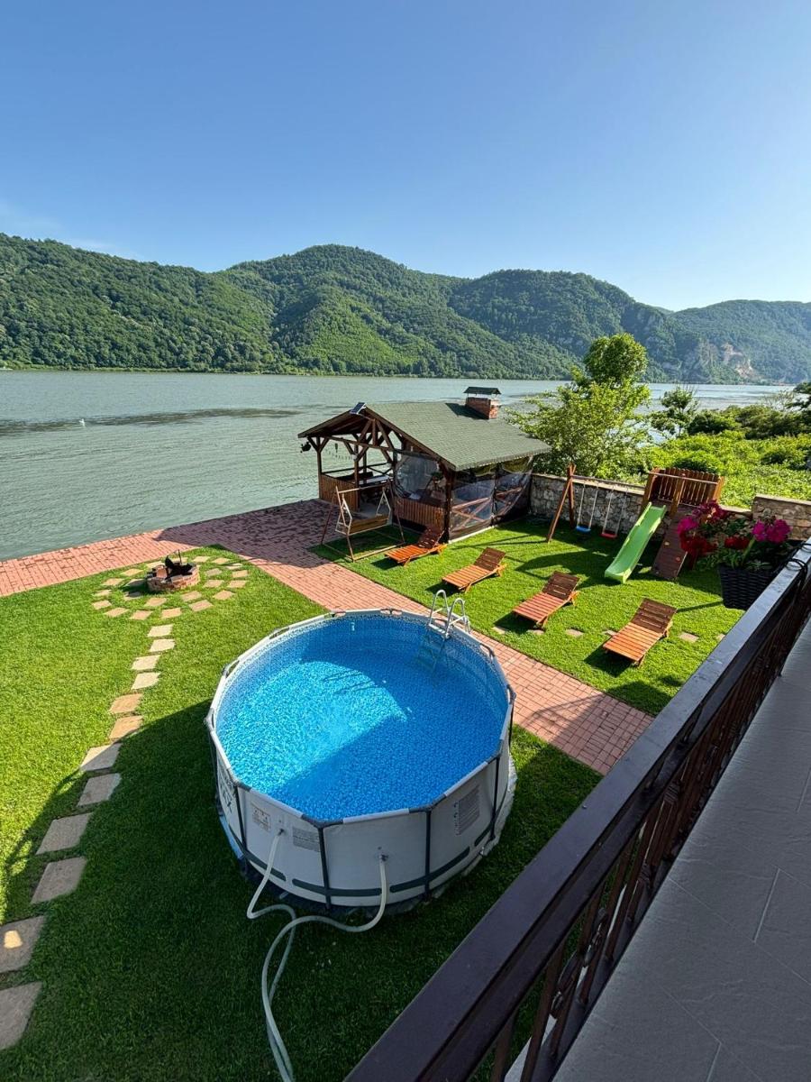 Cabana BRO Clisura Dunarii - Housity