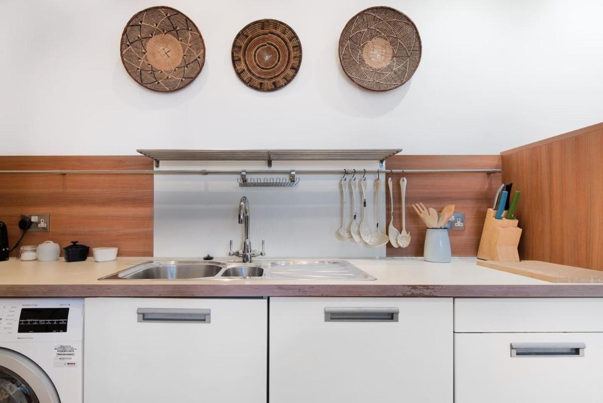 Super Central - Georgian Double Upper Flat with Castle Views in New Town - Housity