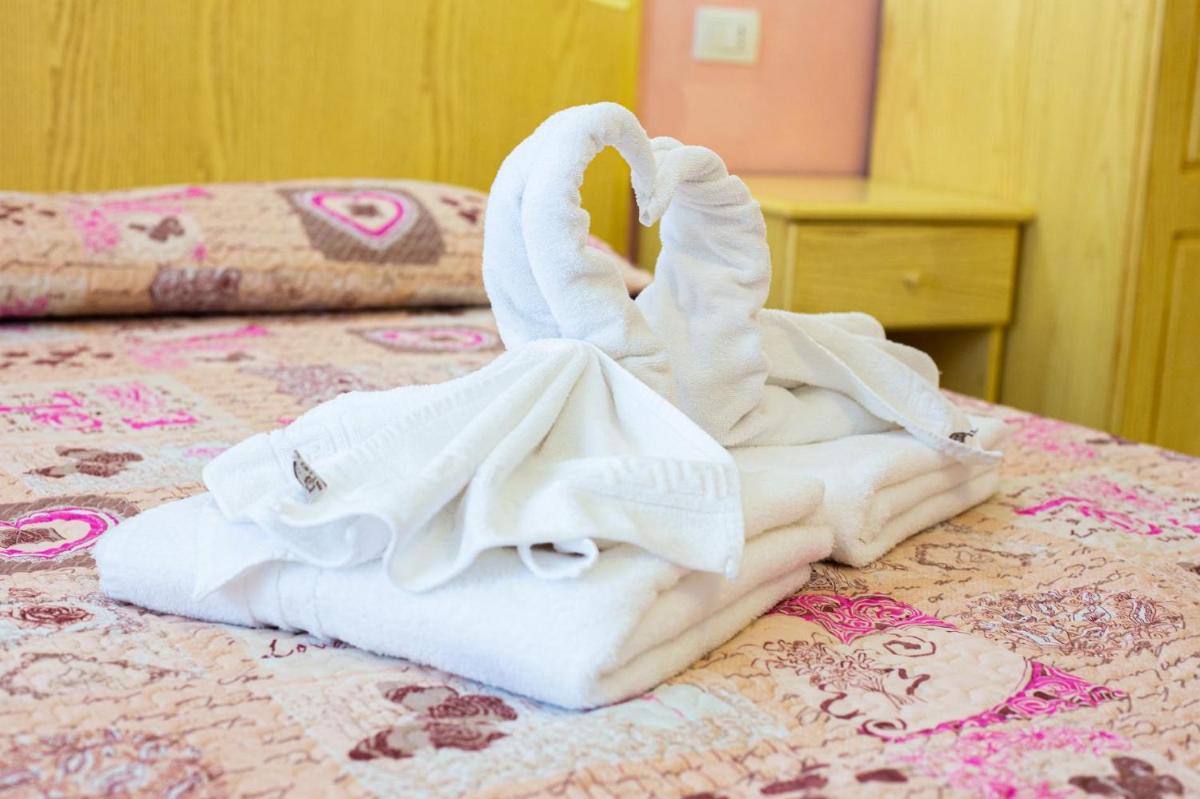 Hotel Badde Rosa - Housity