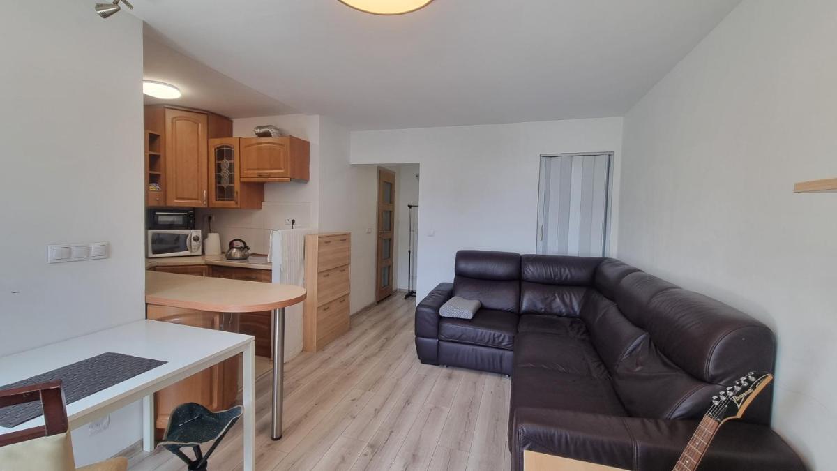 Cozy studio Solec Warsaw - Housity