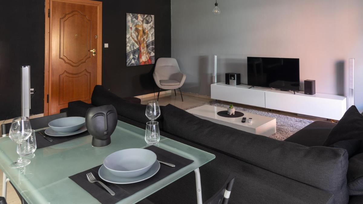 Chalandri Sweet House - Hizvo