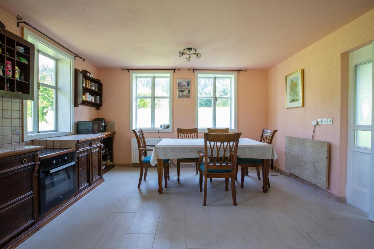 Homestay Vito by Lake - Housity