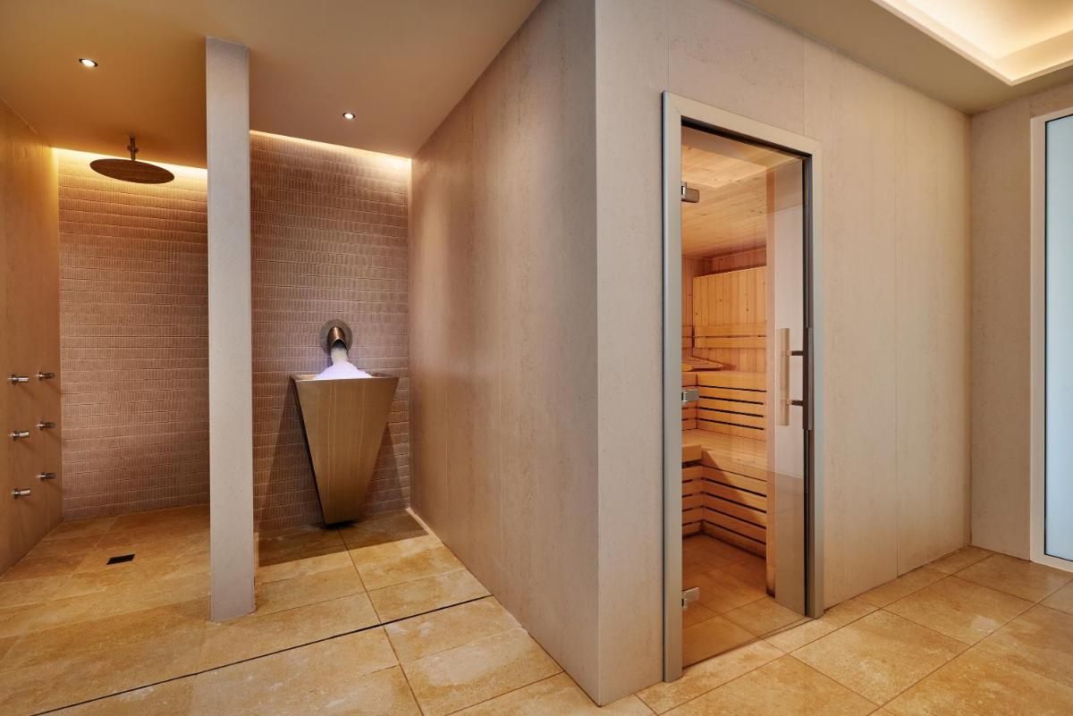Un baño de Hipotels Flamenco