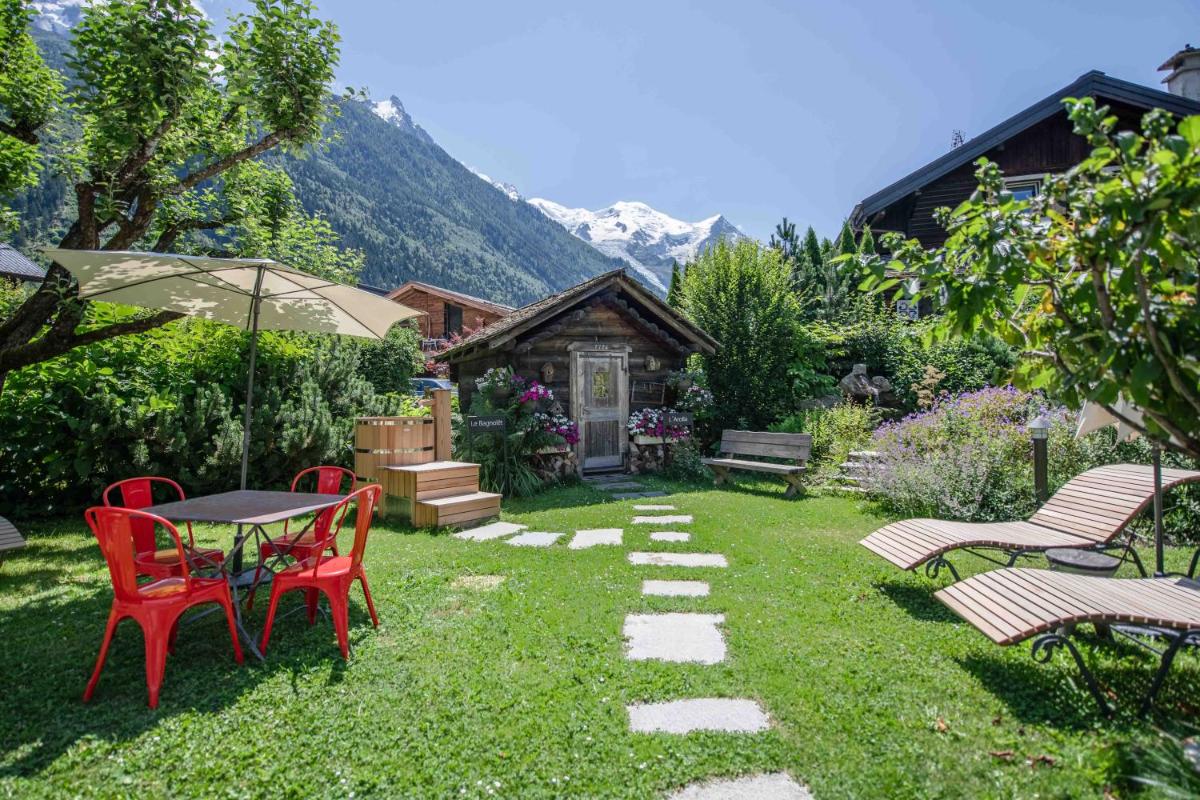 Vue générale sur la montagne ou vue sur la montagne depuis l'hôtel