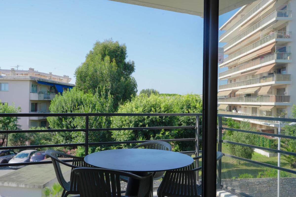 Balcon ou terrasse dans l'établissement Thalazur Antibes - Résidence & Spa