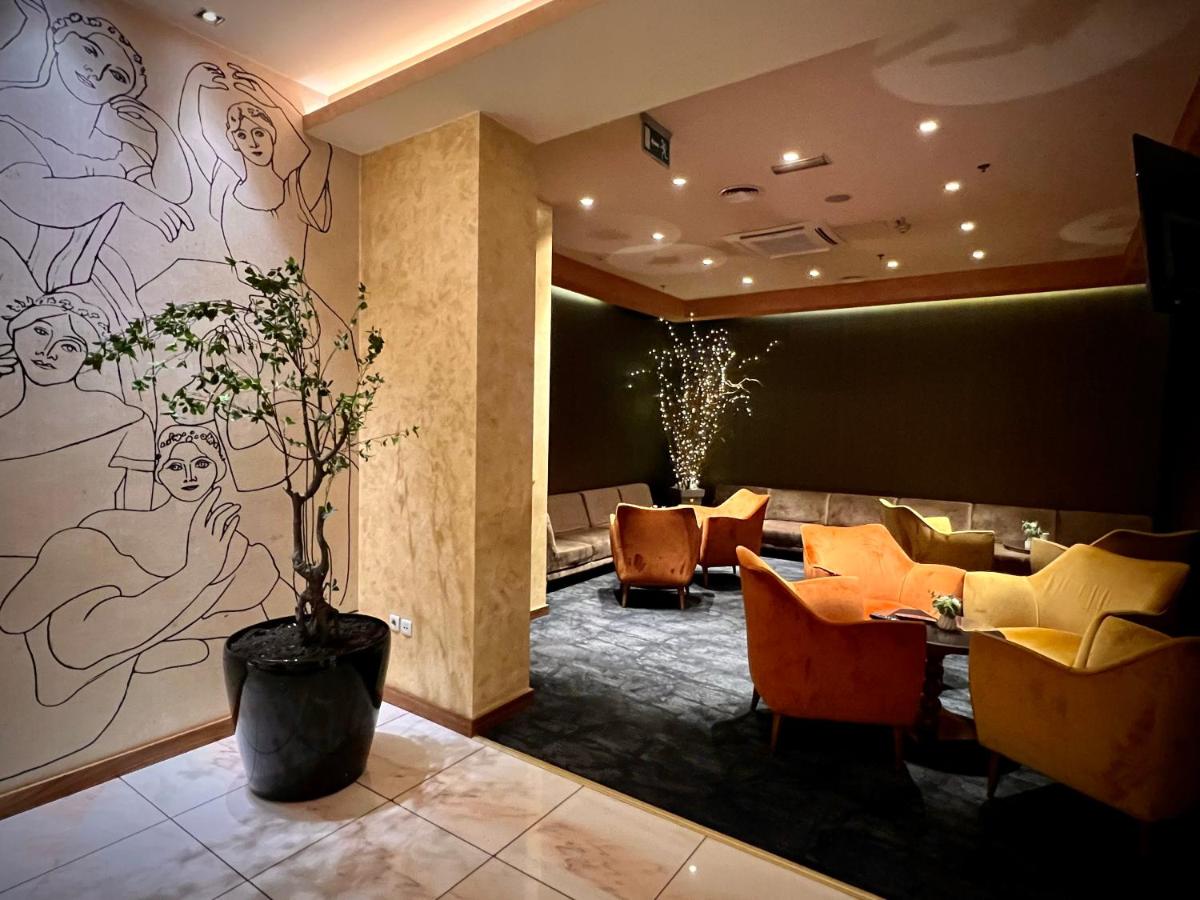 Hotel Mepas - Housity
