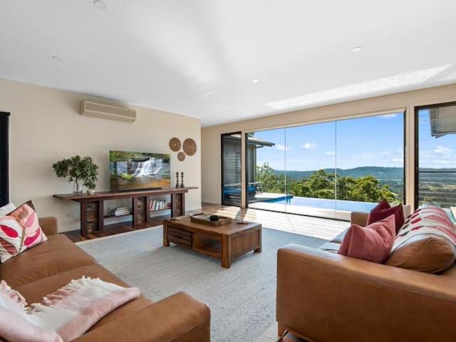 Wilderness House - Housity