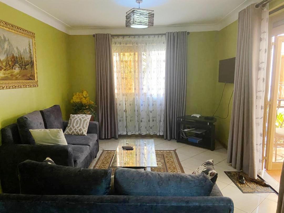 Castle Apartments Kampala 2 - Housity