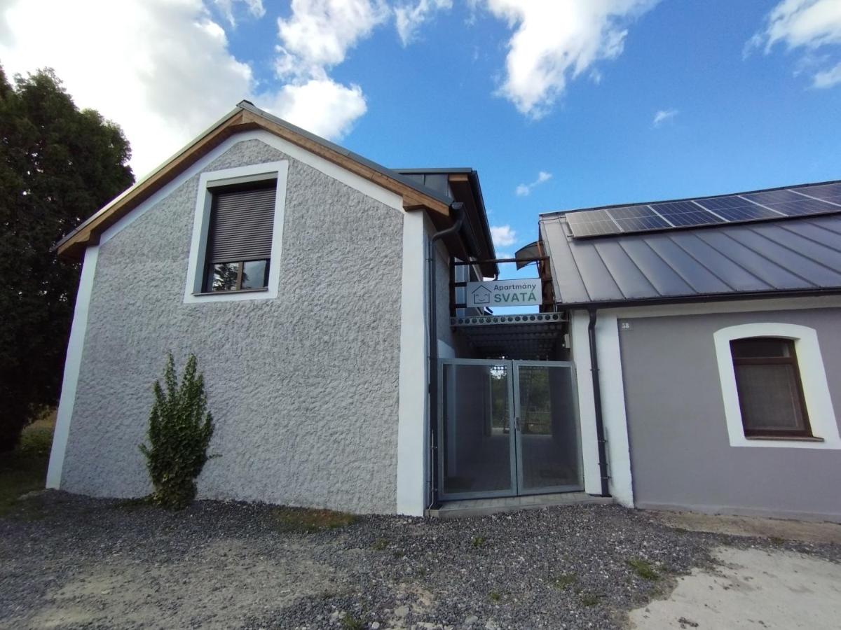 Apartmány Svatá - Housity