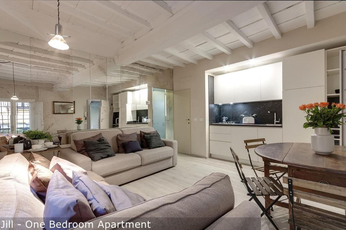 Charlie's Apartments by Mamo Florence - Housity