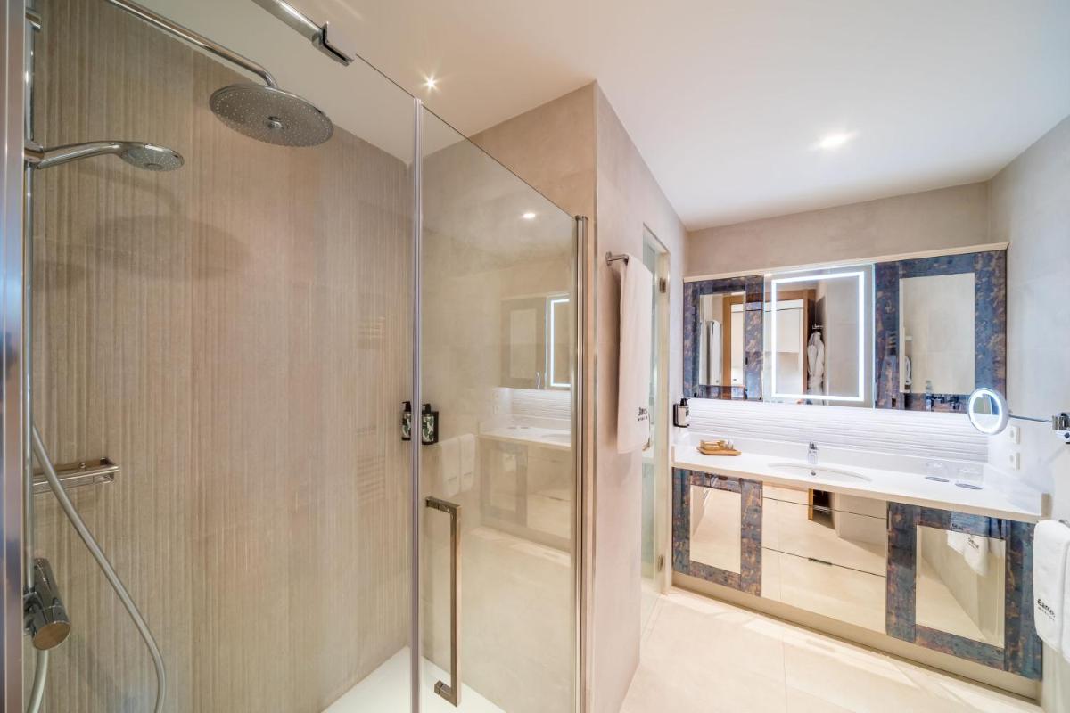 Un baño de Barceló La Nucía Palms