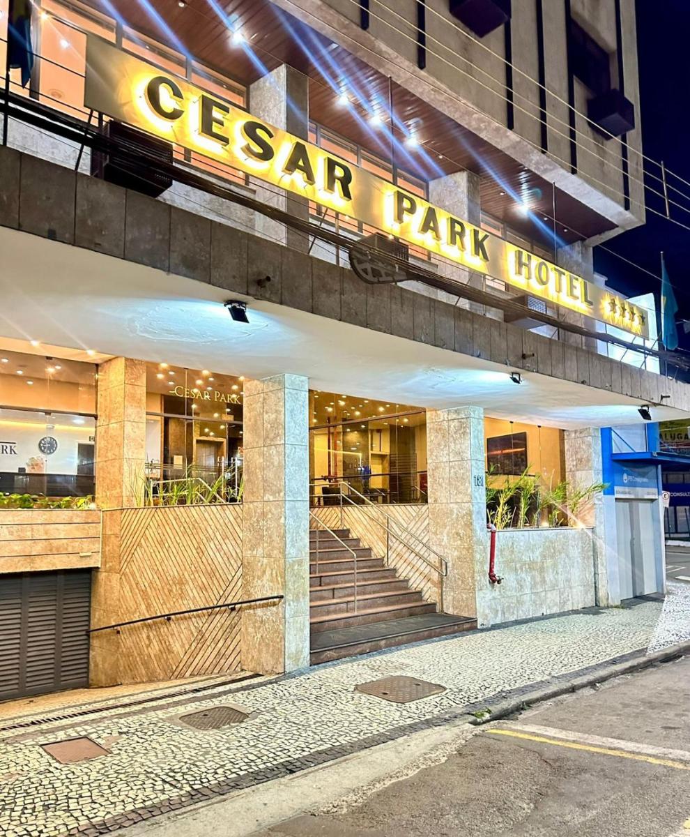 César Park Hotel - Housity