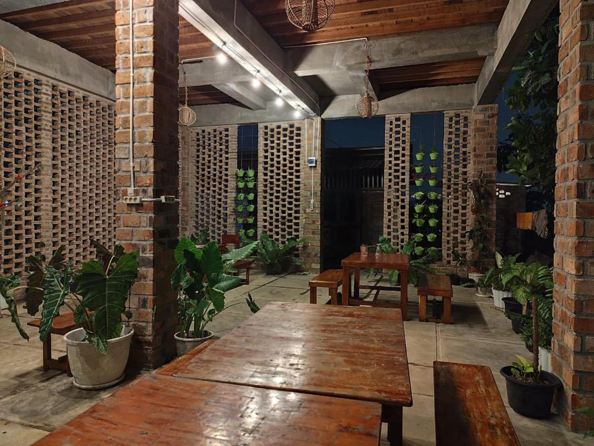 Bua Guest House - Housity