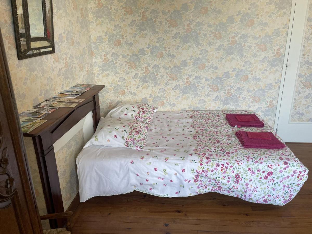 B&B Chambres d'hôtes Ferme Mahyas - Housity