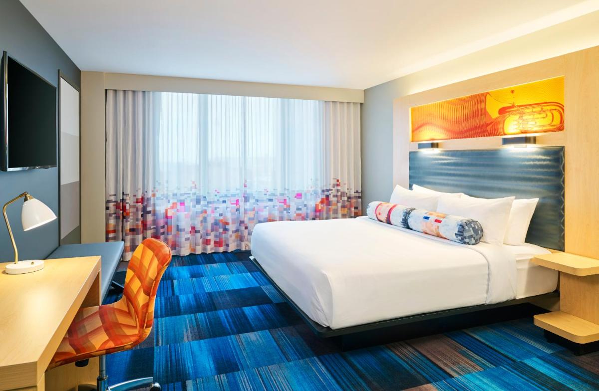 Aloft South Bend - Housity