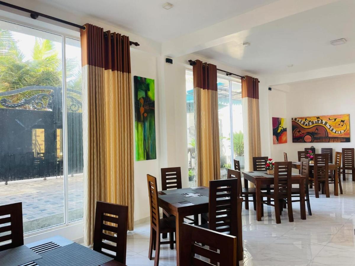 Bivon Reach - Housity