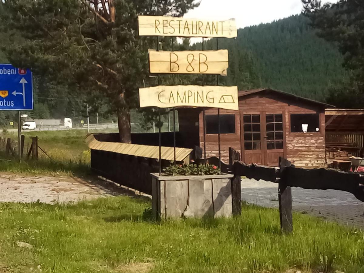 La Malu' Bistritei - casutele Valea Stanii - Housity