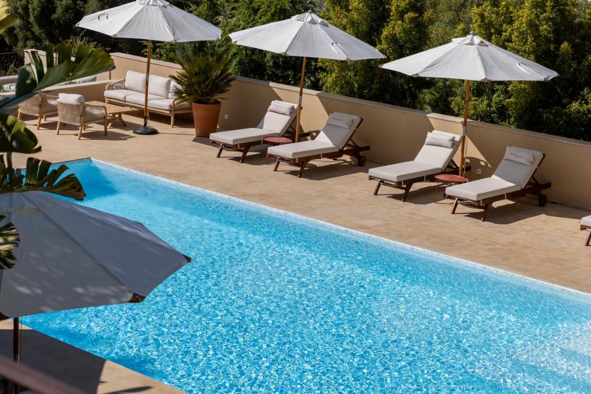 Piscine de l'établissement Résidence Omigna ou située à proximité