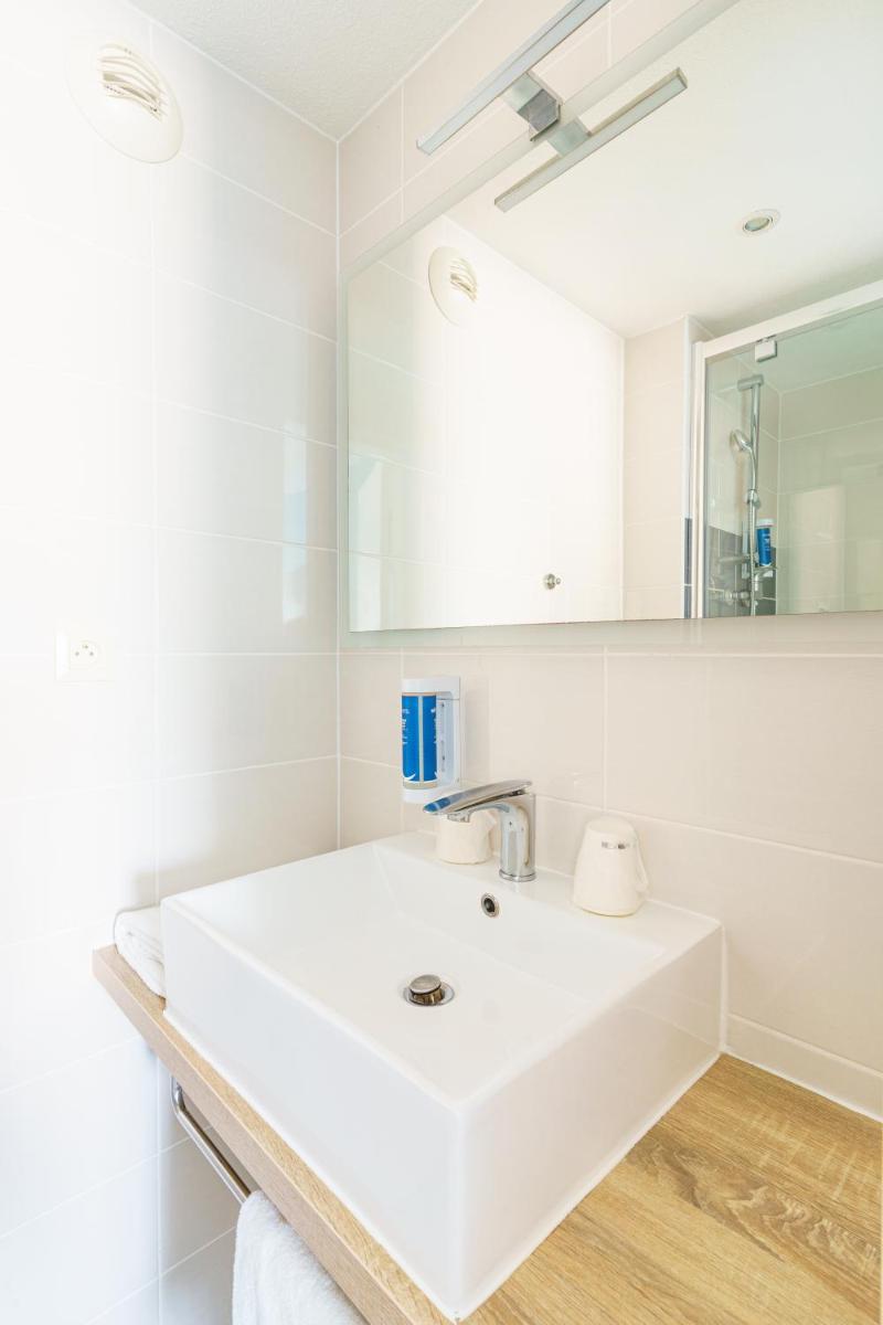 Brit Hotel Confort Manosque Cadarache - Housity