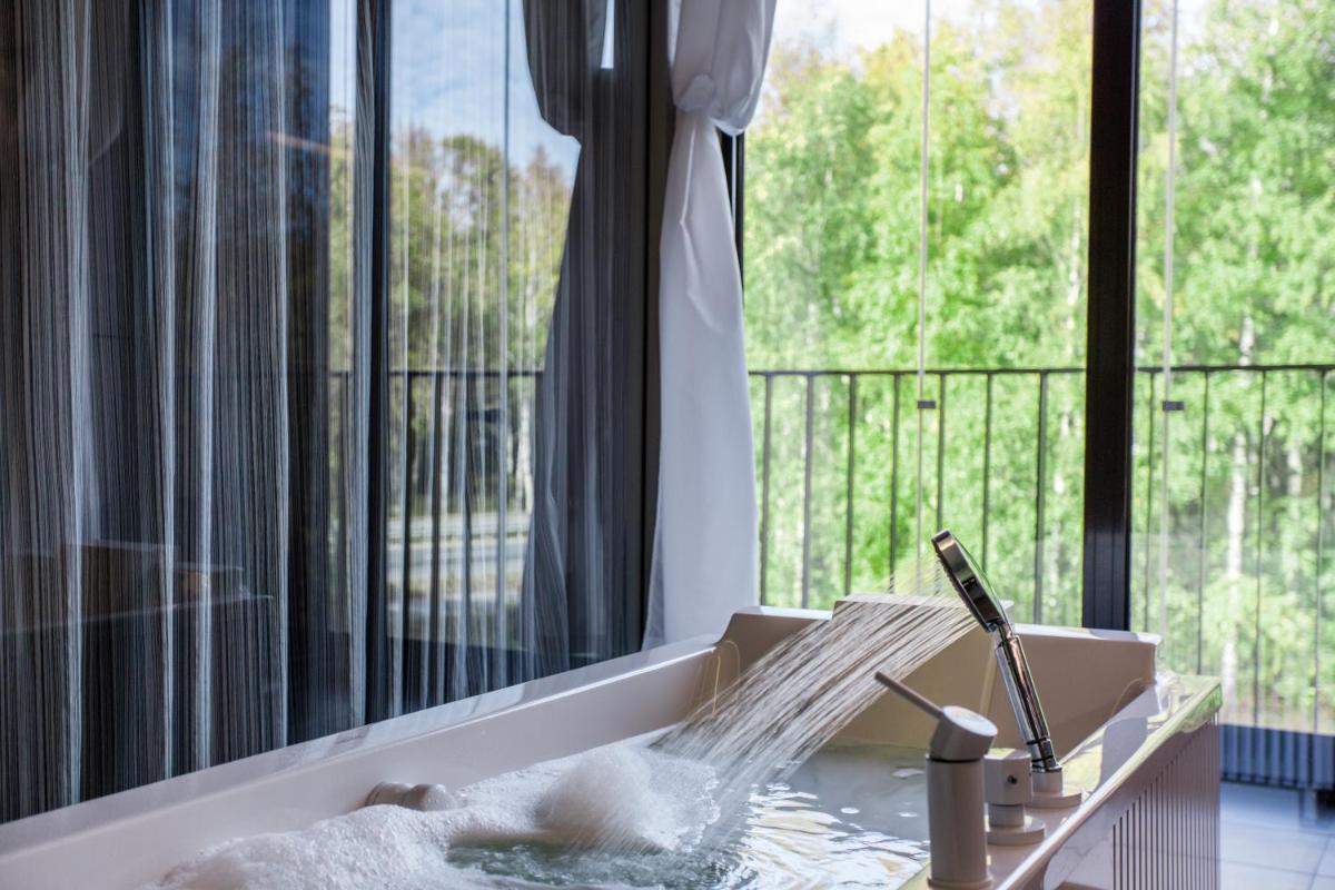 Voda Aquaclub & Hotel - Housity