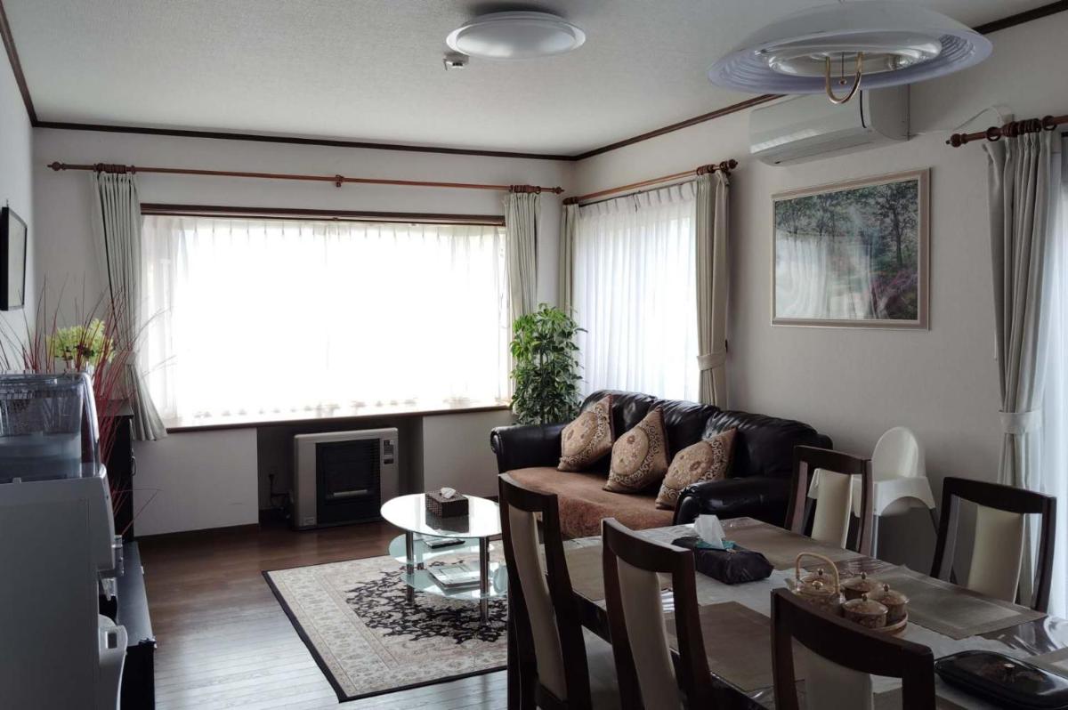 Second house TOYA - Housity