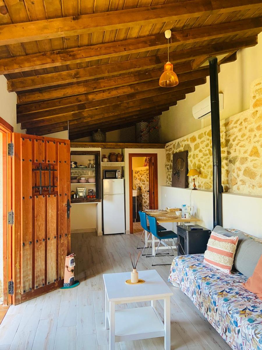 La Casa de Cadia I - Housity