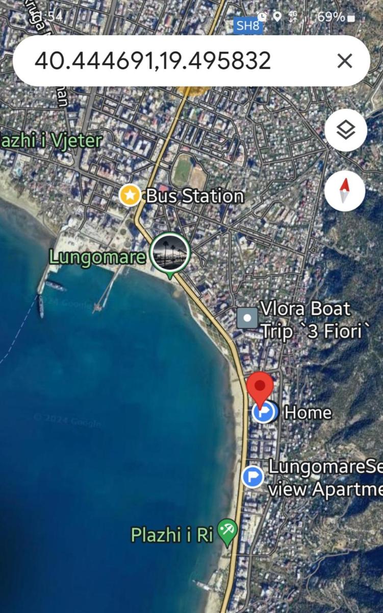 City Beachfront Apartments - Housity