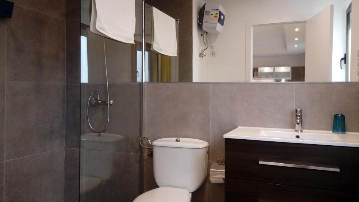 Beach Studios - Housity