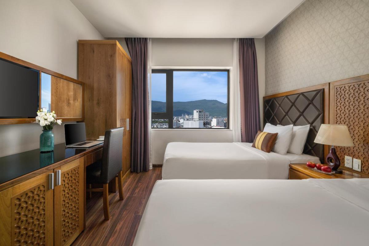 Bliss Luxury Hotel - Housity