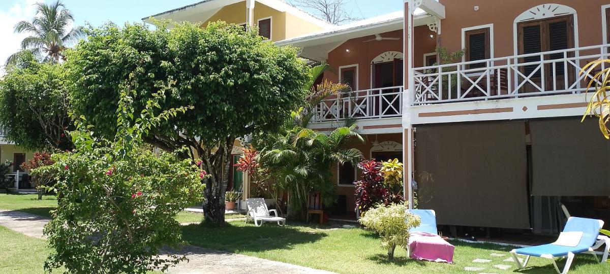 Paradise Apartment with senic pool in beach area - Housity