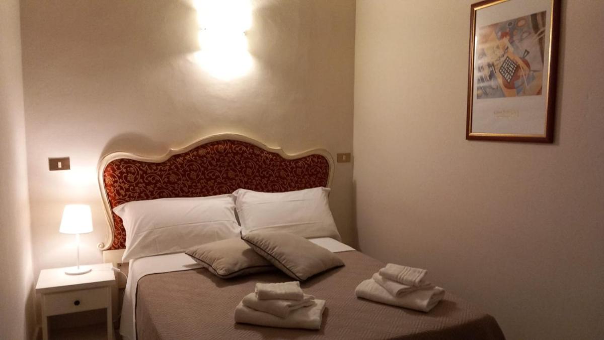 Hotel Corallo - Housity