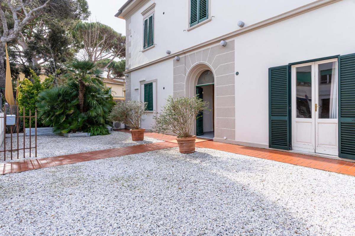 Hotel Corallo - Housity