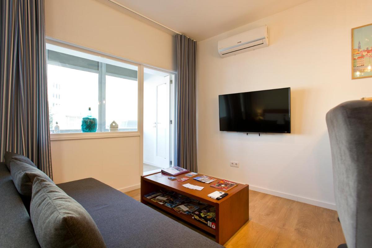 Casa Roberto (Studio) in the Heart of Porto - Housity