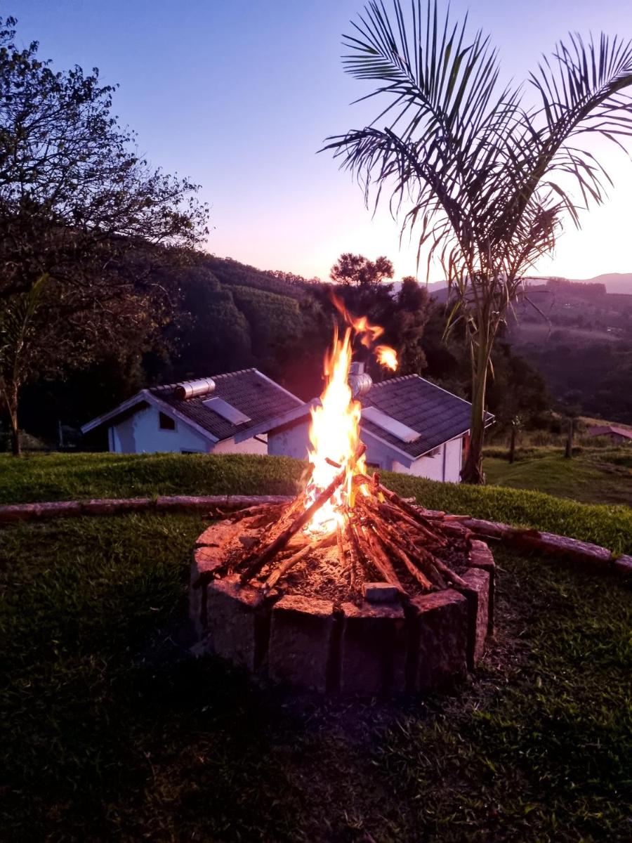 Pousada Cafuné - Housity