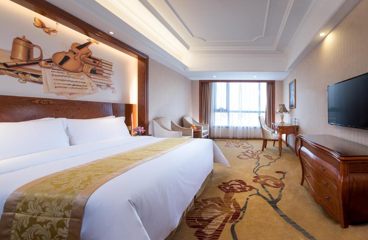 Vienna International Hotel Jieyang Yangmei Jade hotel - Housity