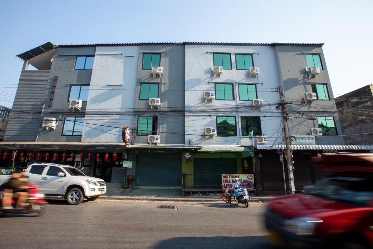 BW Studios thai art style - Housity