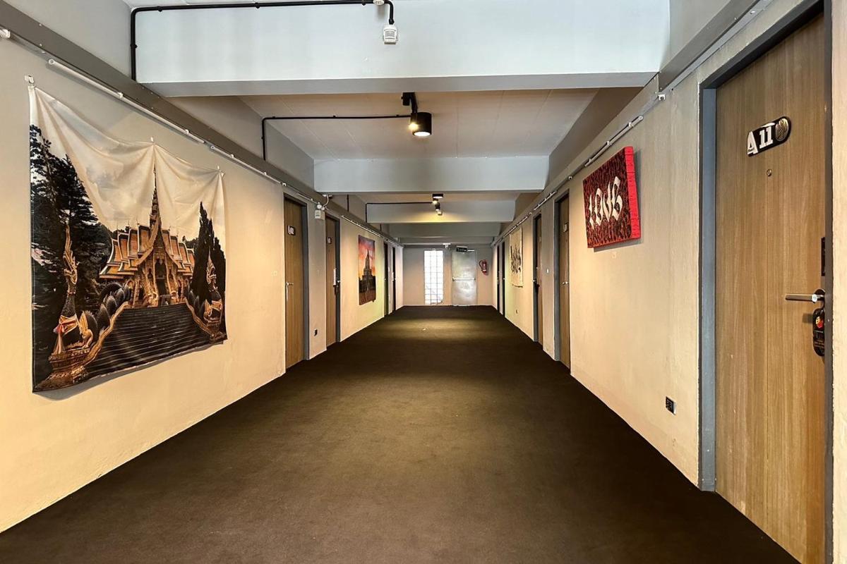 BW Studios thai art style - Housity