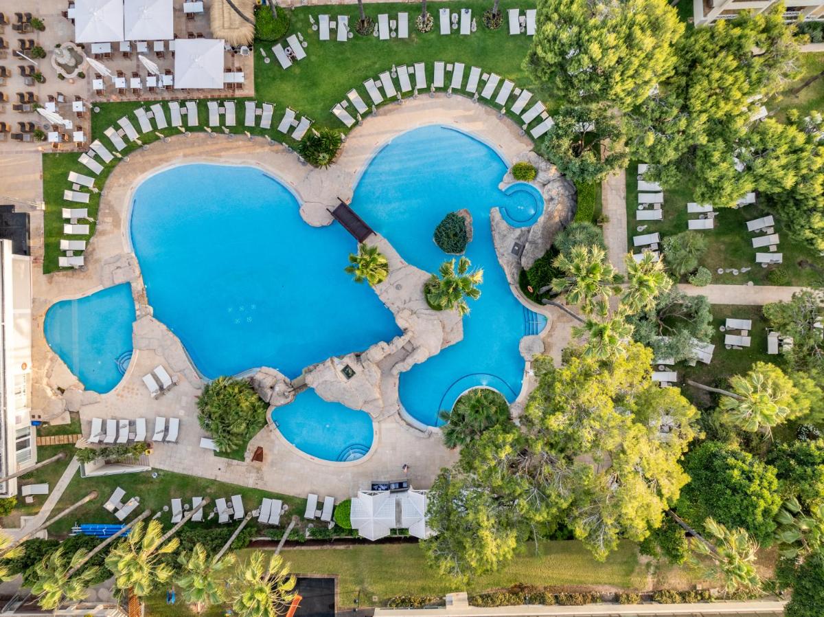 Piscina en o cerca de Grupotel Parc Natural & Spa