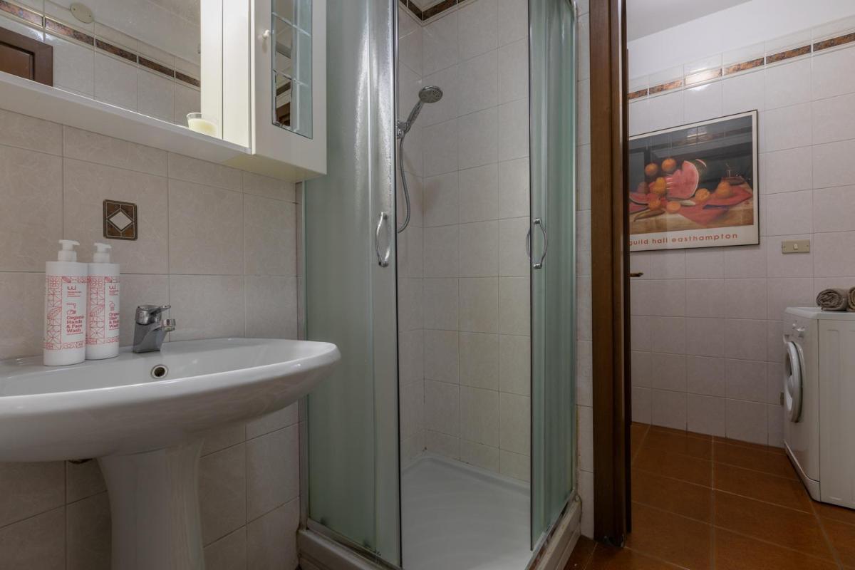 Studio S. Tommaso a Piazza Castello by Wonderful Italy - Housity