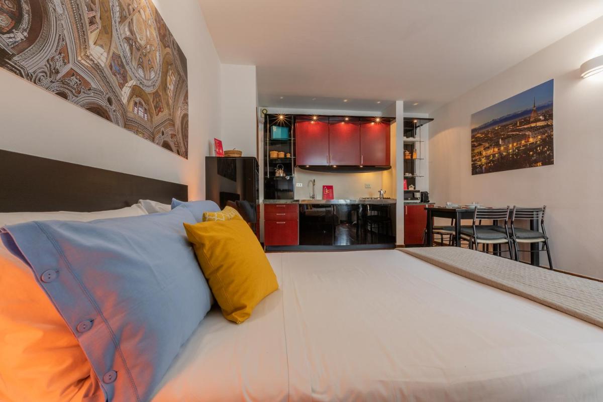 Suitetrails - Studio S. Tommaso a Piazza Castello by Wonderful Italy