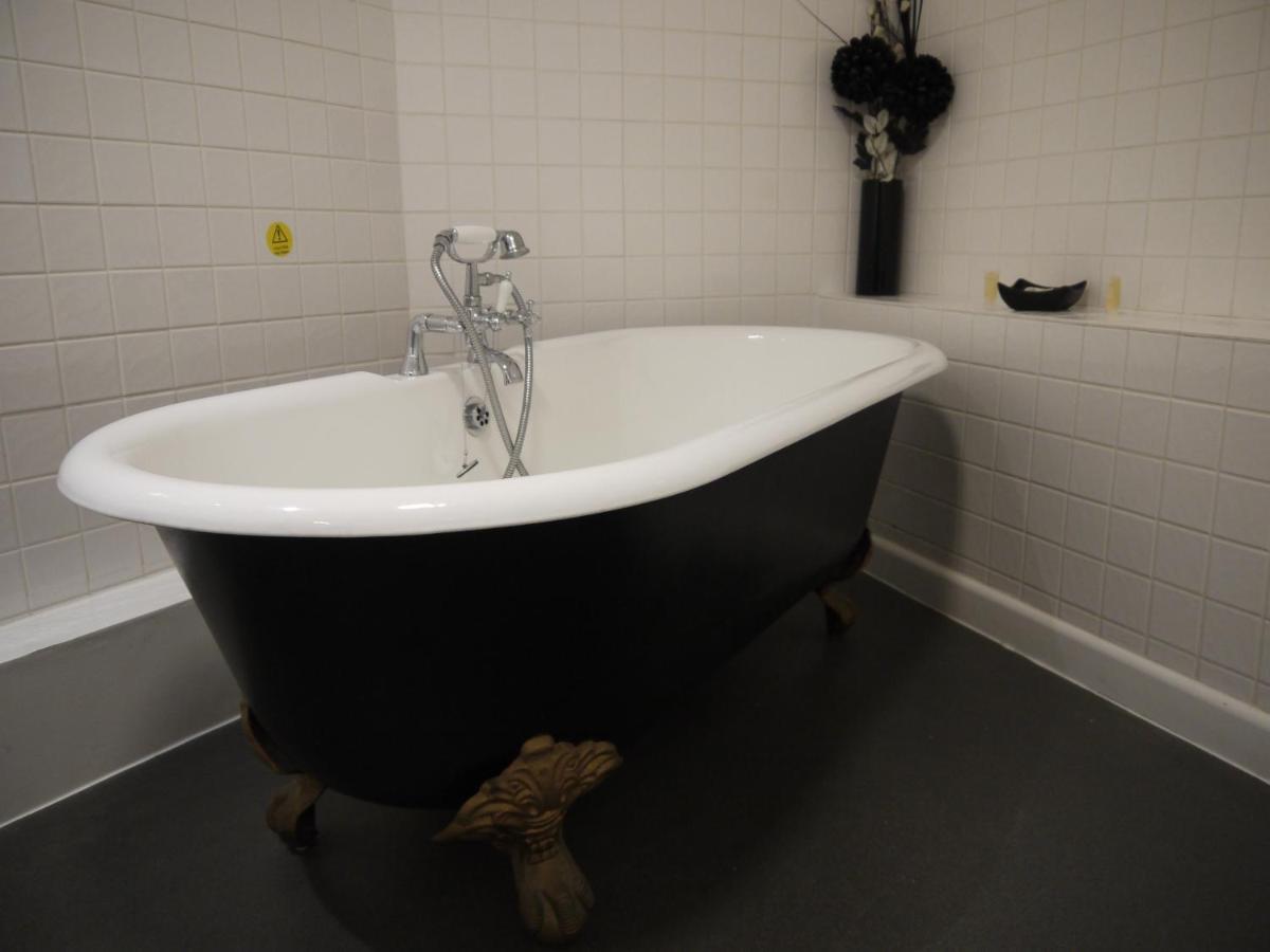 Dartmoor Lodge Hotel - Housity