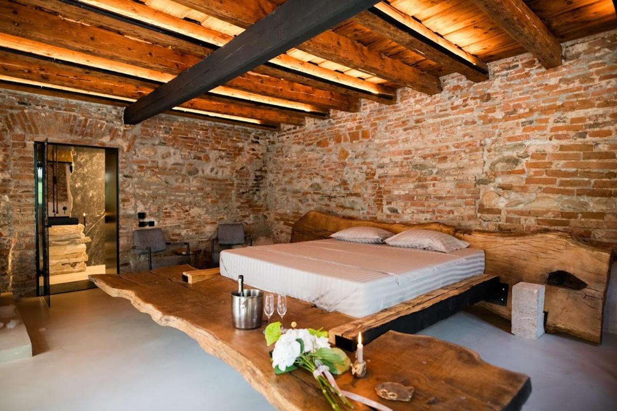 World Studio Sibiu - Housity