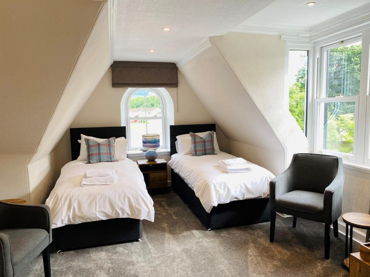 Burnbank Bed and Breakfast - Housity