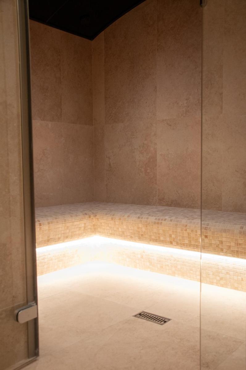 Un baño de Hotel Na Taconera