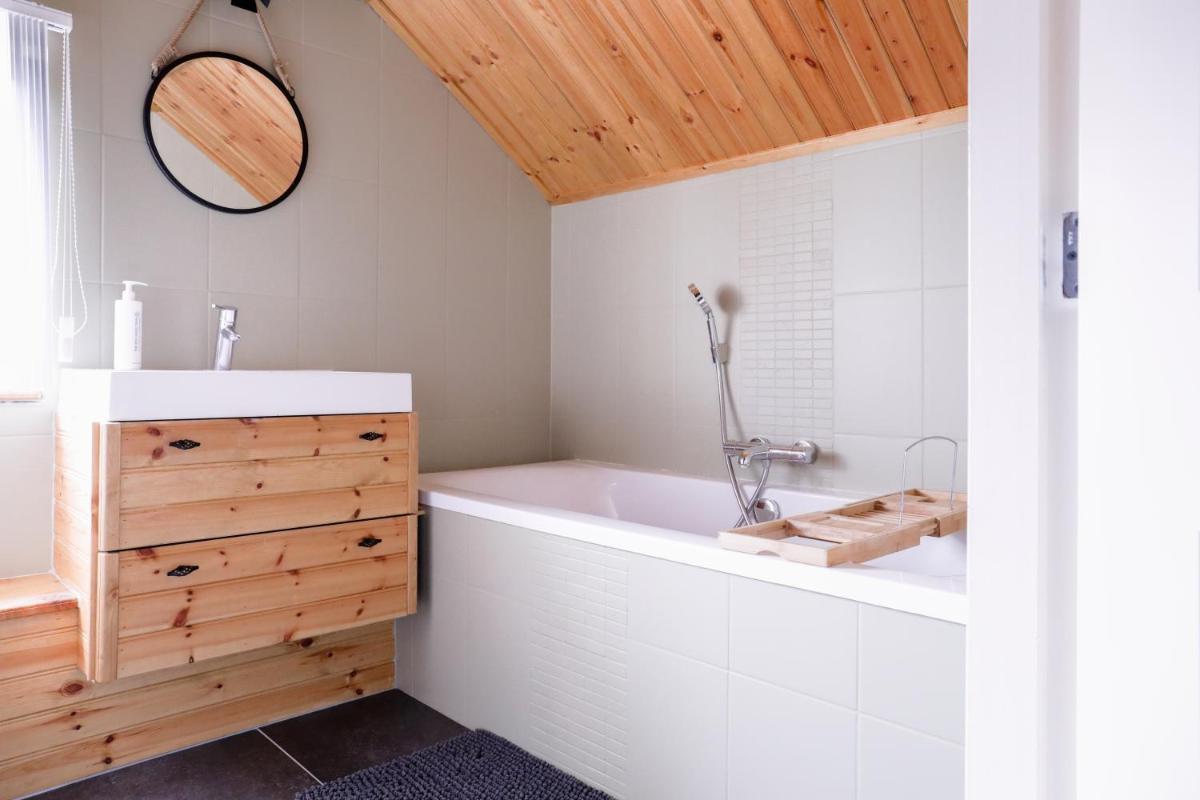 Waterhill's Bed & Wellness - Housity