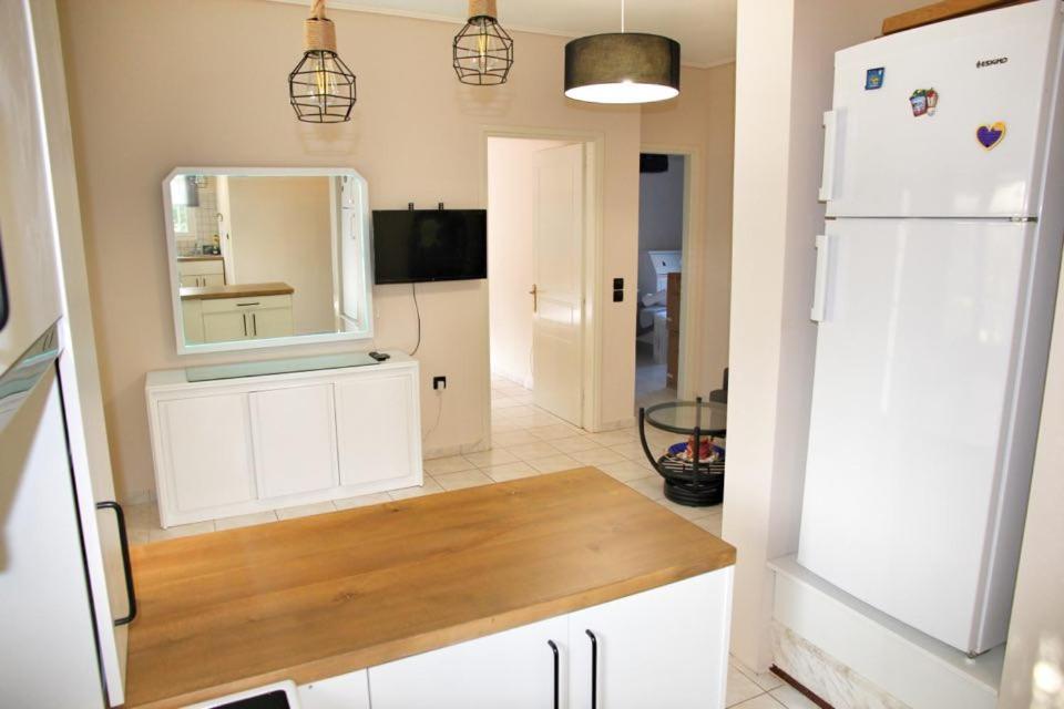 Serenity House Lagonisi - Housity