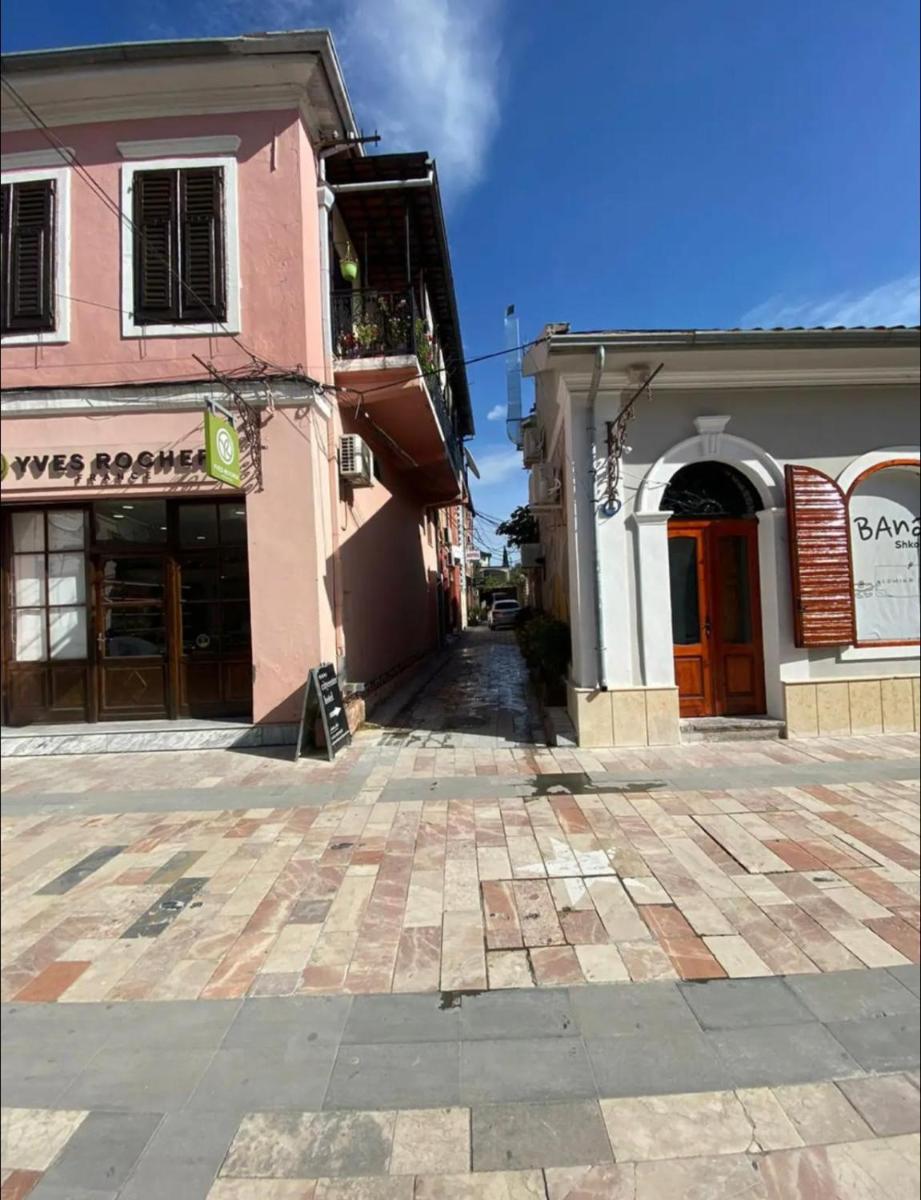 Suitetrails - Central Residence Shkodra Heaven