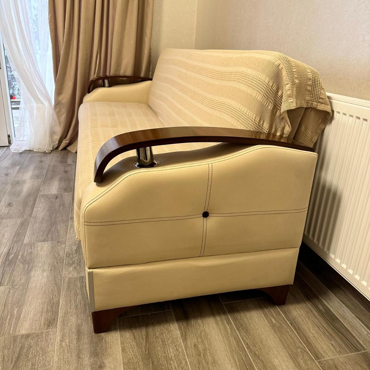 apartament abuseridze - Housity