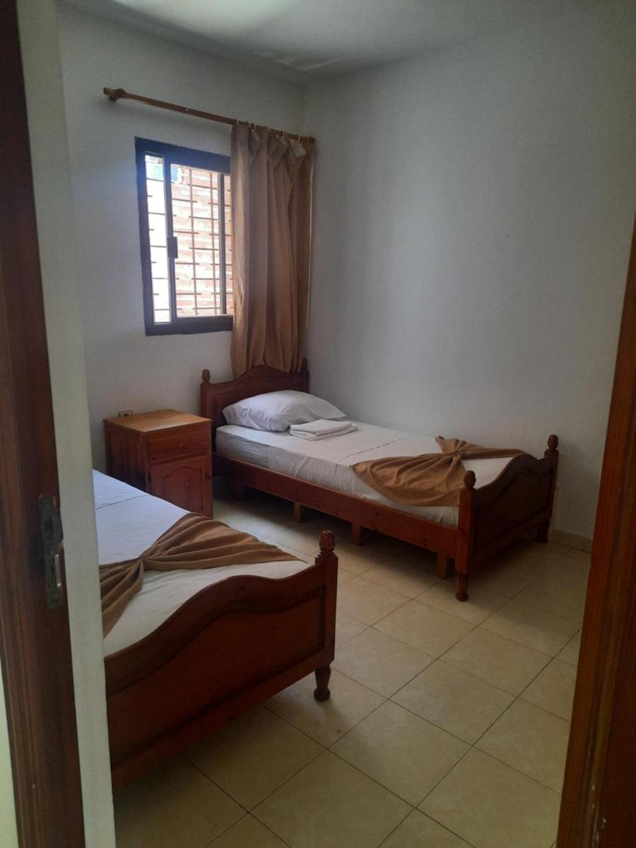 Calairis House - Housity