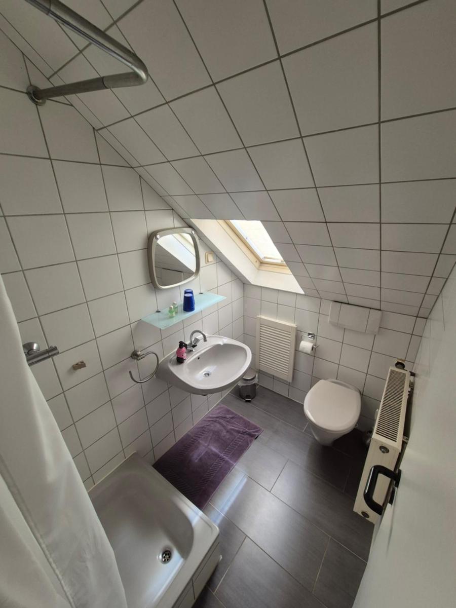 Hotel am Schenkelberg - Housity